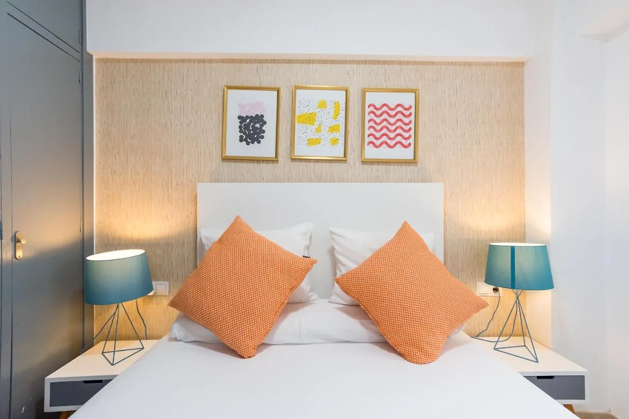 Mp7 Renovated Apartment Right On The Beach 700 Meters Away From Old Town Malaga