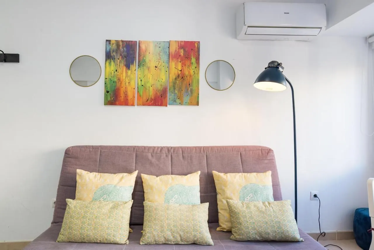 Mp7 Renovated Apartment Right On The Beach 700 Meters Away From Old Town Malaga Spain